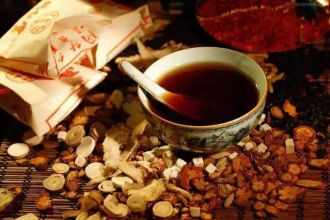 �f�f�Լ��ڄ����|���t(y��)�R���r����M�ѵ��������D��������t(y��)�W��һ�T���`�Ժ܏��Ľ�(j��ng)��t(y��) ...